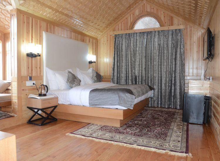 The Pride Inn Srinagar  Ngoại thất bức ảnh